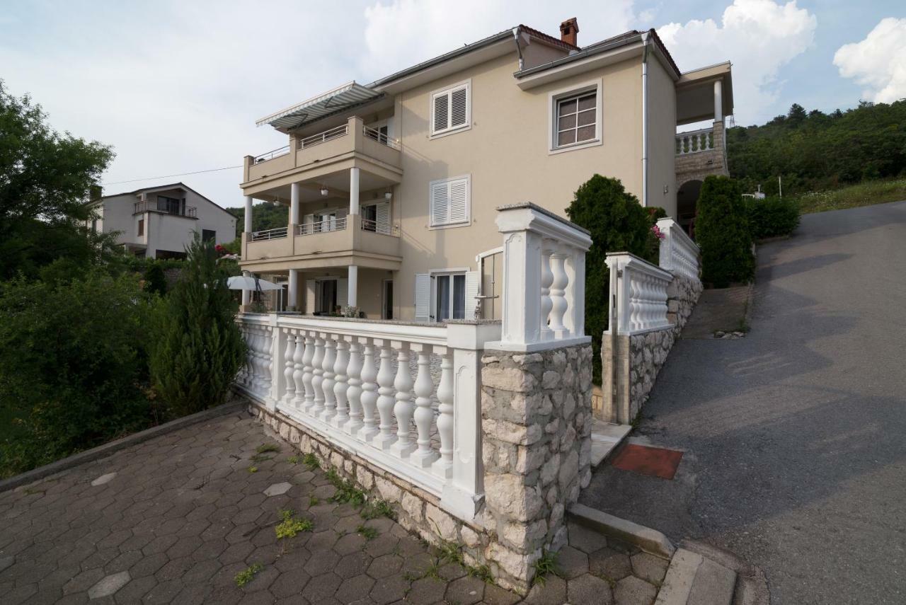 Apartment Barbara Senj  Esterno foto
